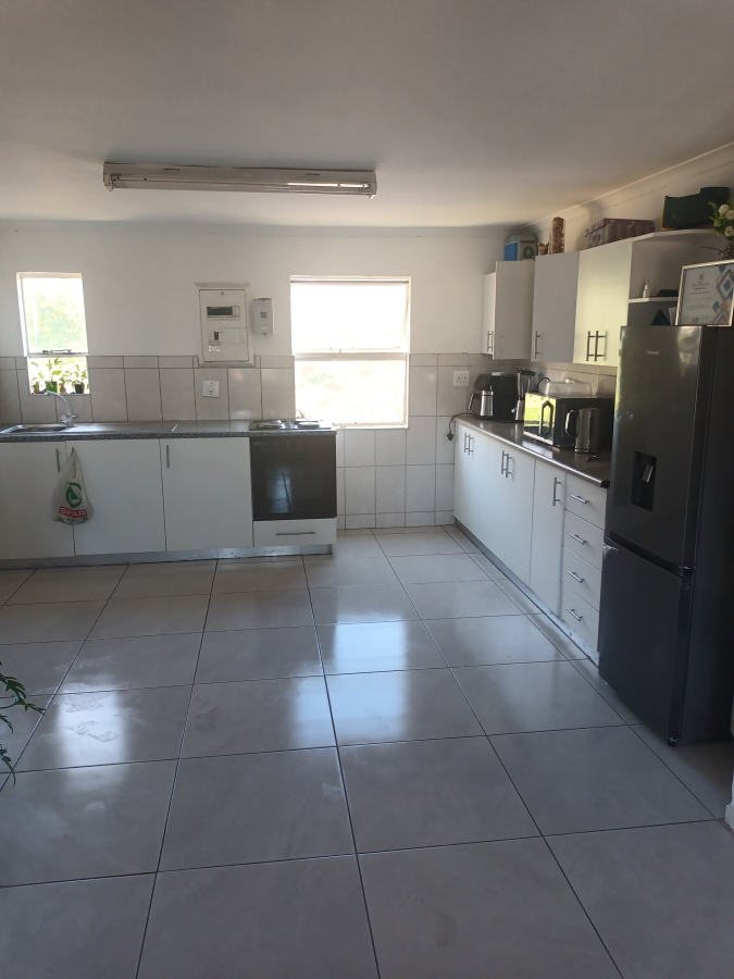 2 Bedroom Property for Sale in Zonnebloem Western Cape